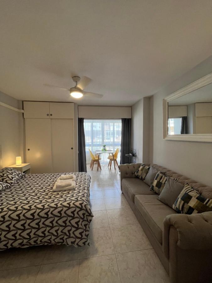 Encantador Estudio Con Piscina Benalmadena Bagian luar foto